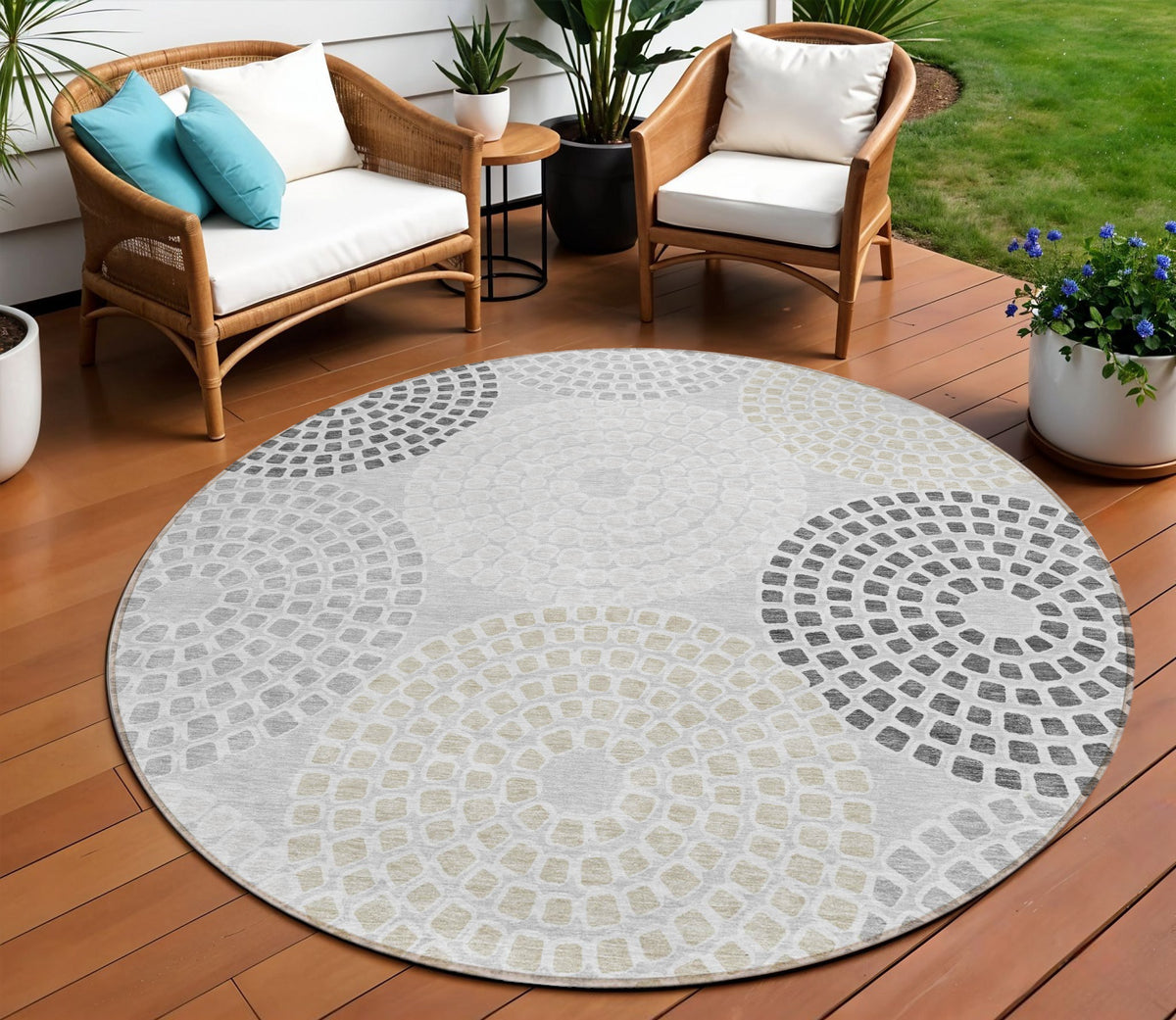 8' Gray And Taupe Round Geometric Washable Indoor Outdoor Area Rug