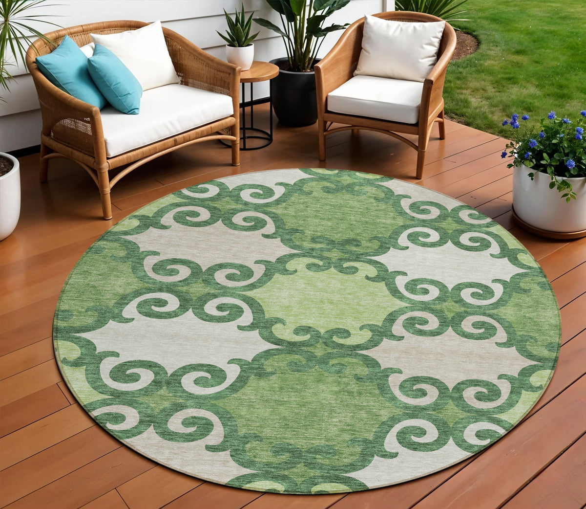8' Green And Ivory Round Trellis Washable Indoor Outdoor Area Rug