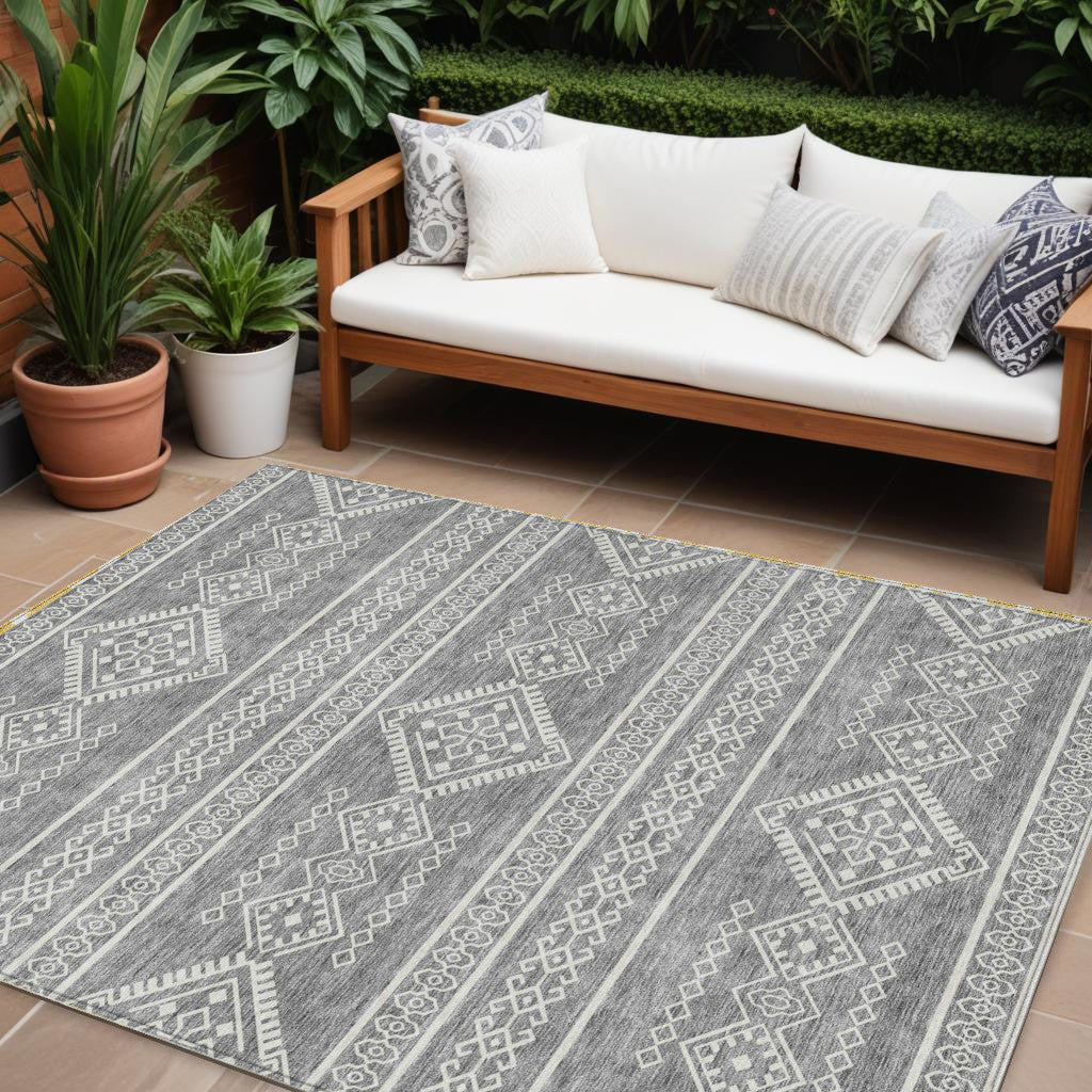 9' X 12' Gray And Ivory Southwestern Washable Indoor Outdoor Area Rug
