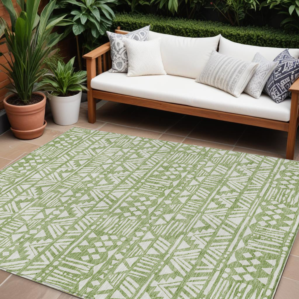 9' X 12' Green And Ivory Southwestern Washable Indoor Outdoor Area Rug