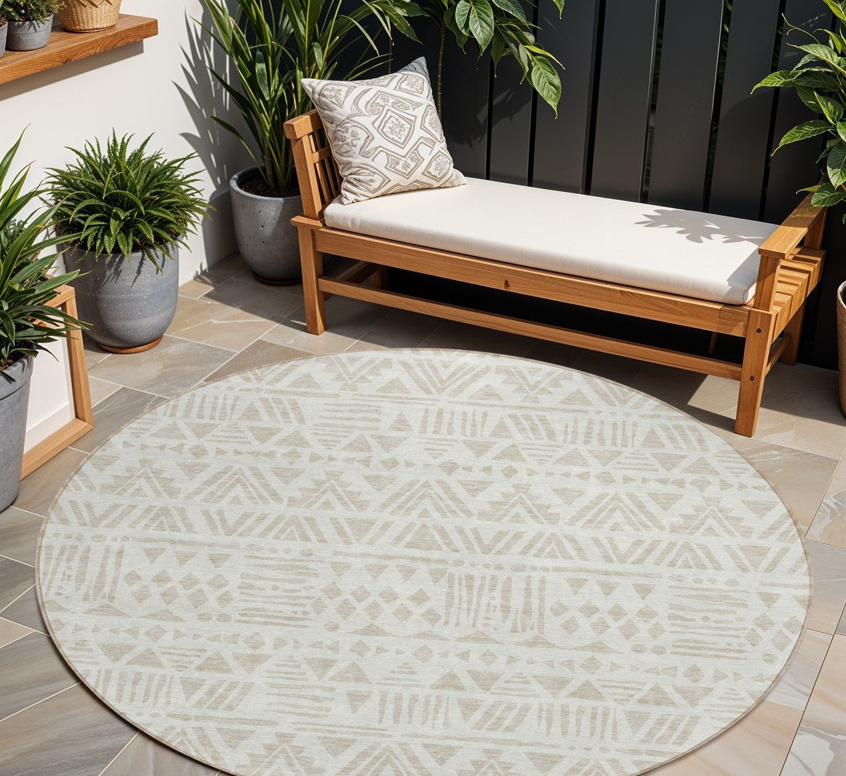 8' Ivory And Beige Round Southwestern Washable Indoor Outdoor Area Rug