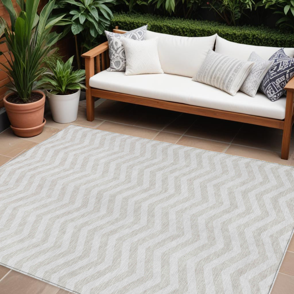 9' X 12' Ivory And Silver Chevron Washable Indoor Outdoor Area Rug