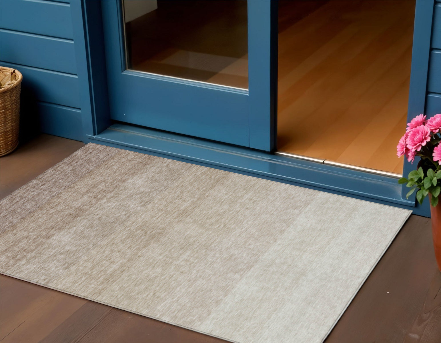 3' X 5' Beige And Ivory Ombre Washable Indoor Outdoor Area Rug