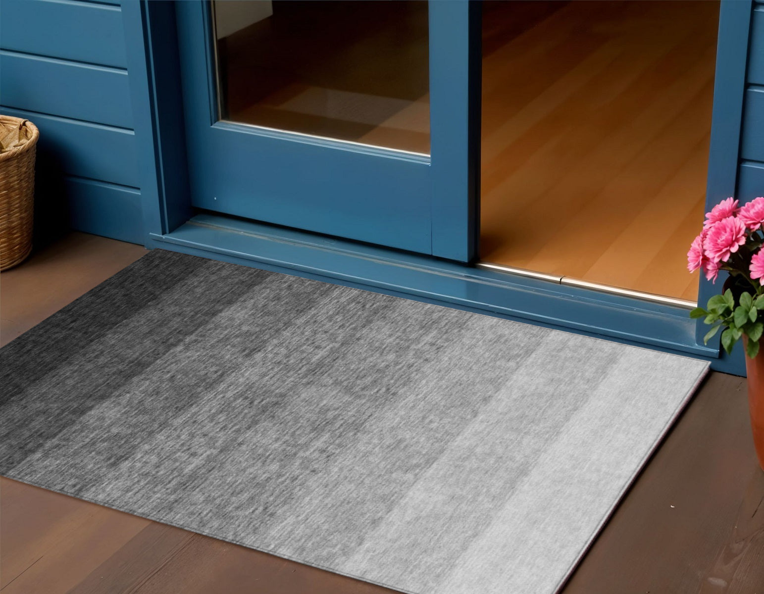 3' X 5' Black And Ivory Ombre Washable Indoor Outdoor Area Rug
