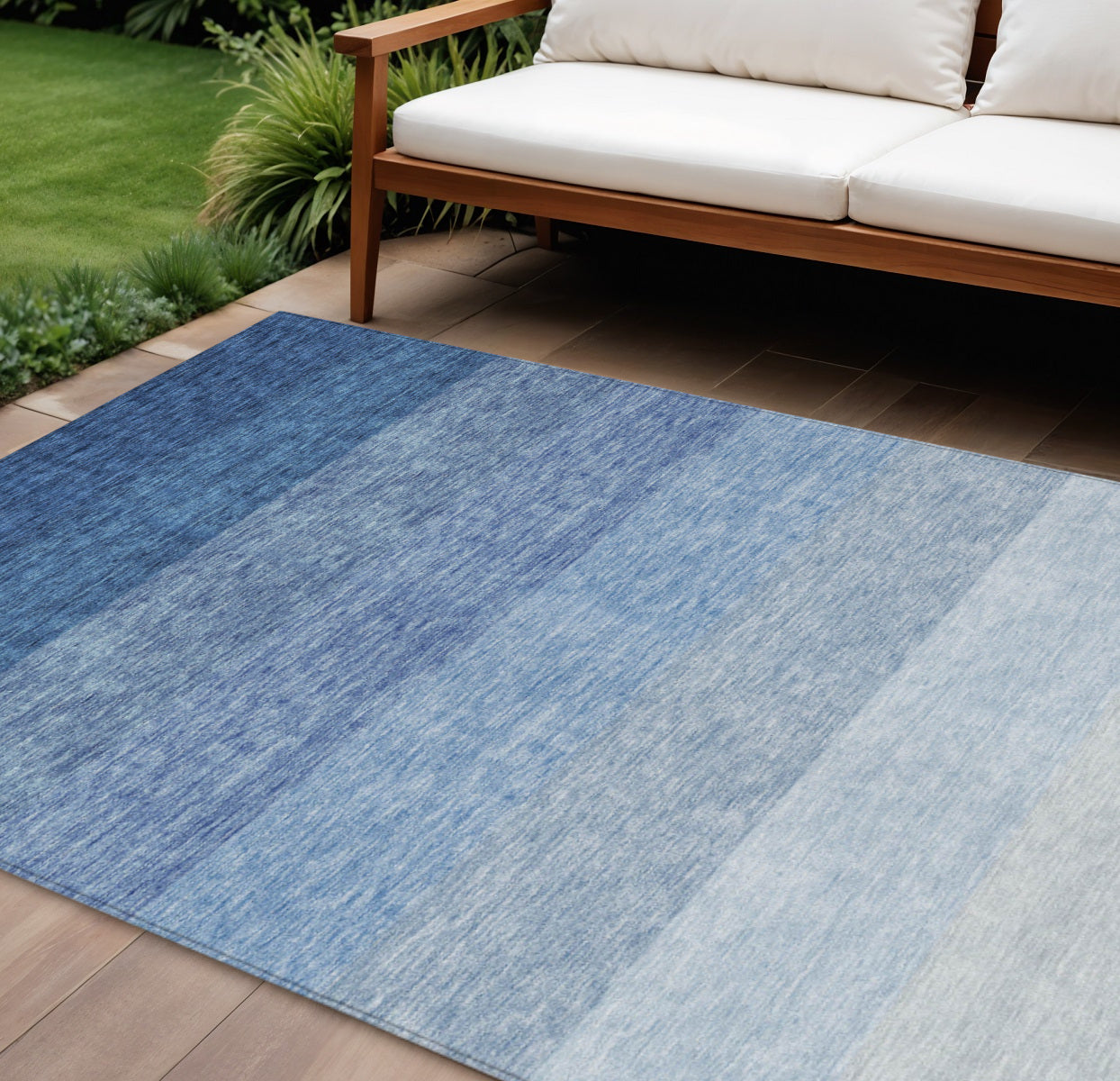 10' X 14' Blue And Gray Ombre Washable Indoor Outdoor Area Rug