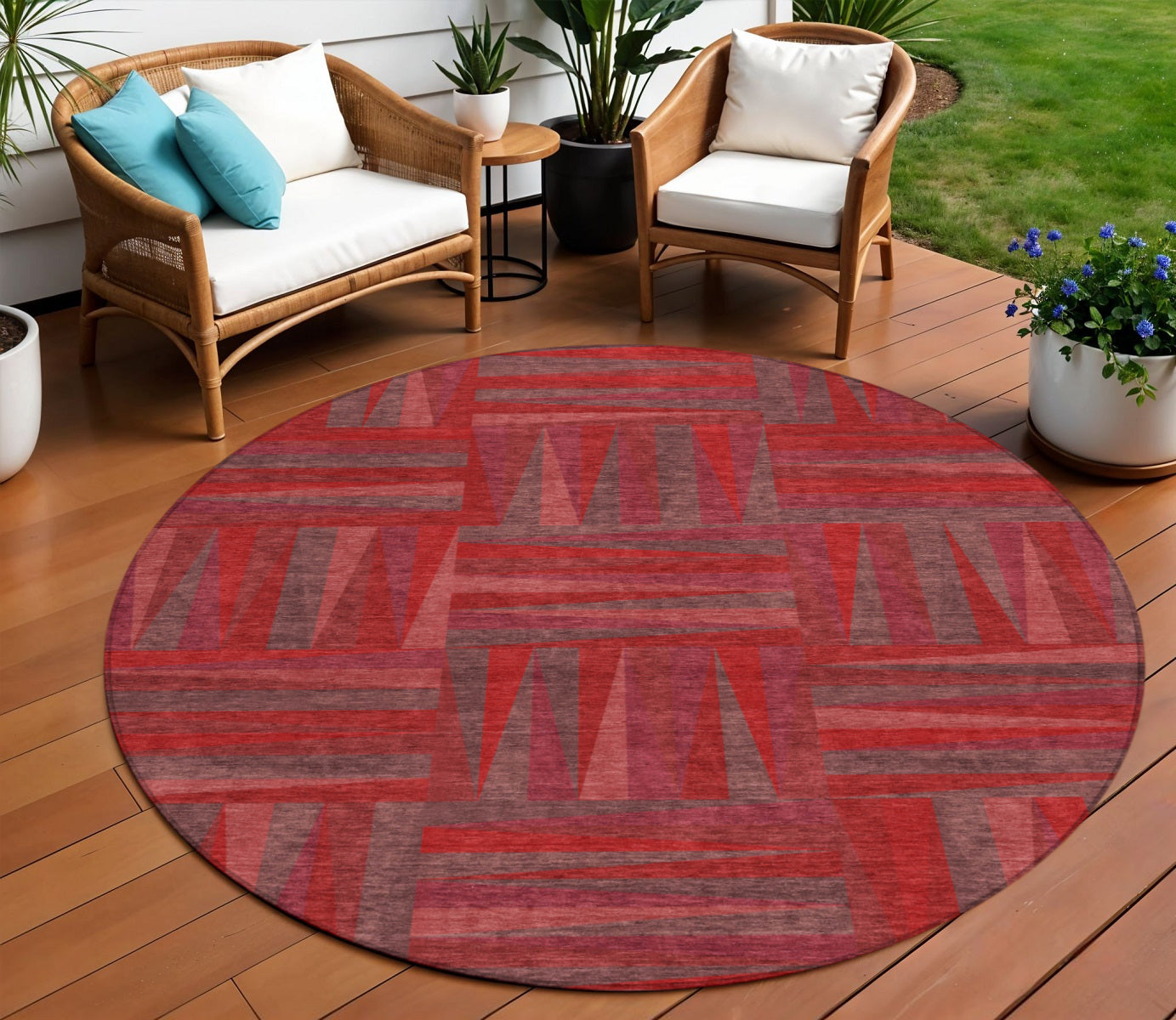 8' Red And Brown Round Geometric Washable Indoor Outdoor Area Rug