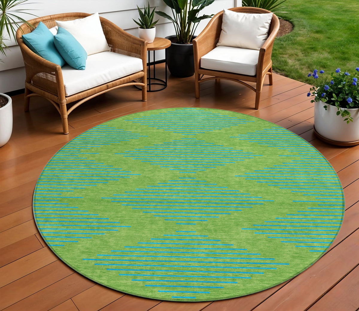 8' Green And Aqua Round Geometric Washable Indoor Outdoor Area Rug