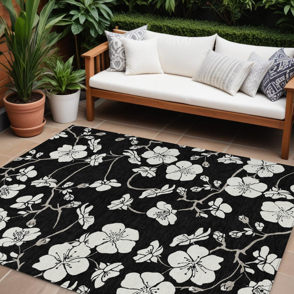 8' X 10' Black Ivory And Gray Floral Washable Indoor Outdoor Area Rug