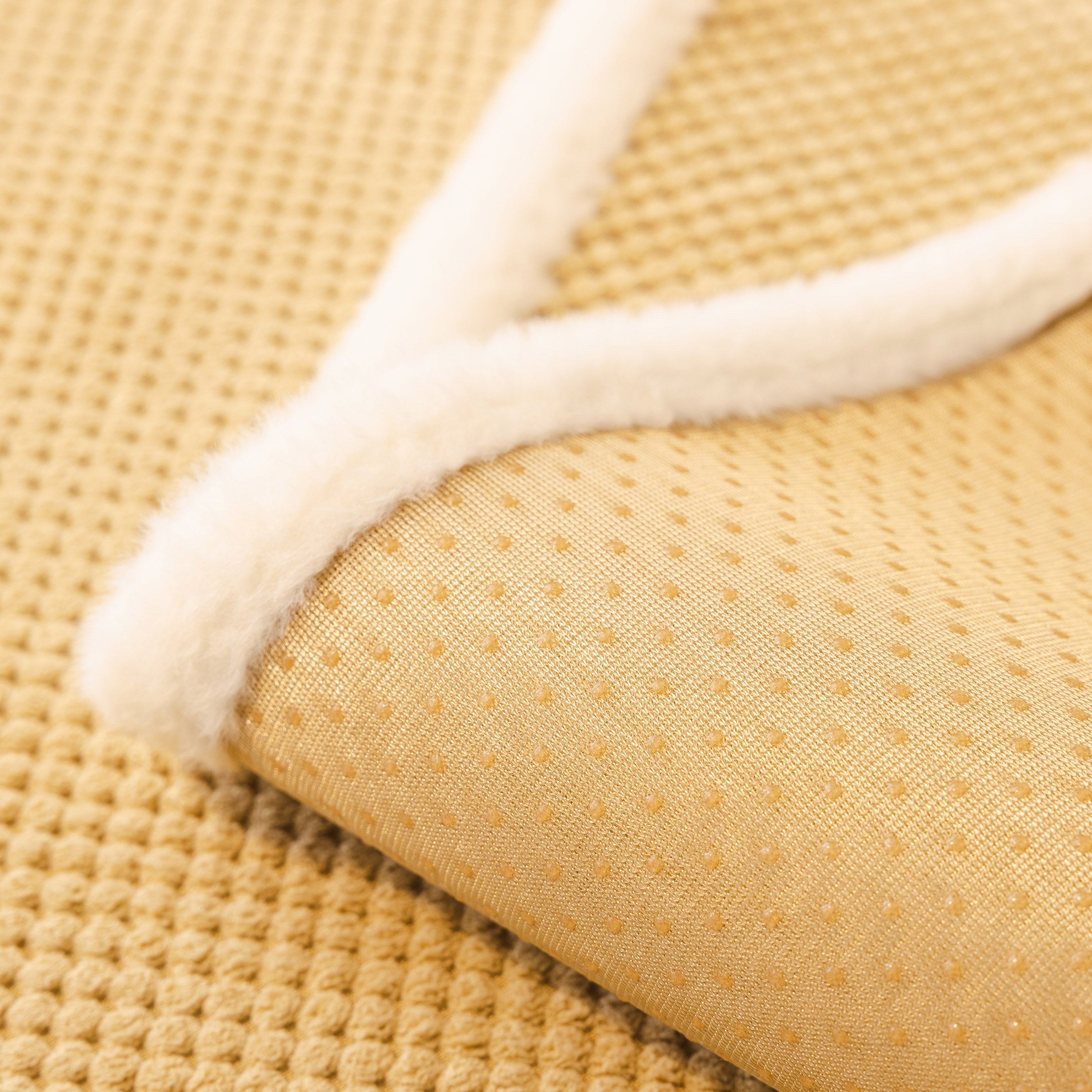 Washable Sofa Throw Pad, Non-Slip Sofa Mat Cozy Couch Slipcover with Soft Furry Trim