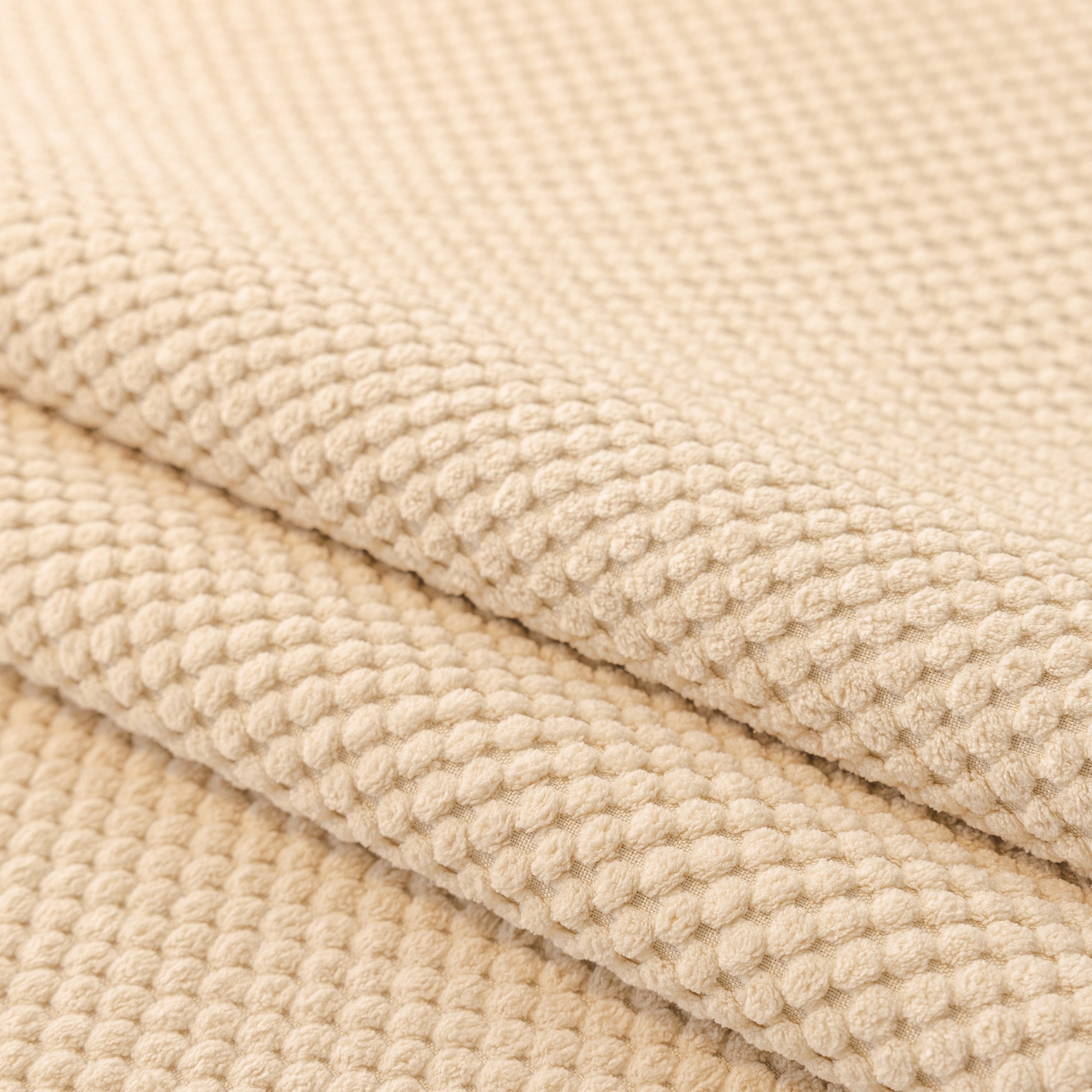 Washable Sofa Throw Pad, Non-Slip Sofa Mat Cozy Couch Slipcover with Soft Furry Trim