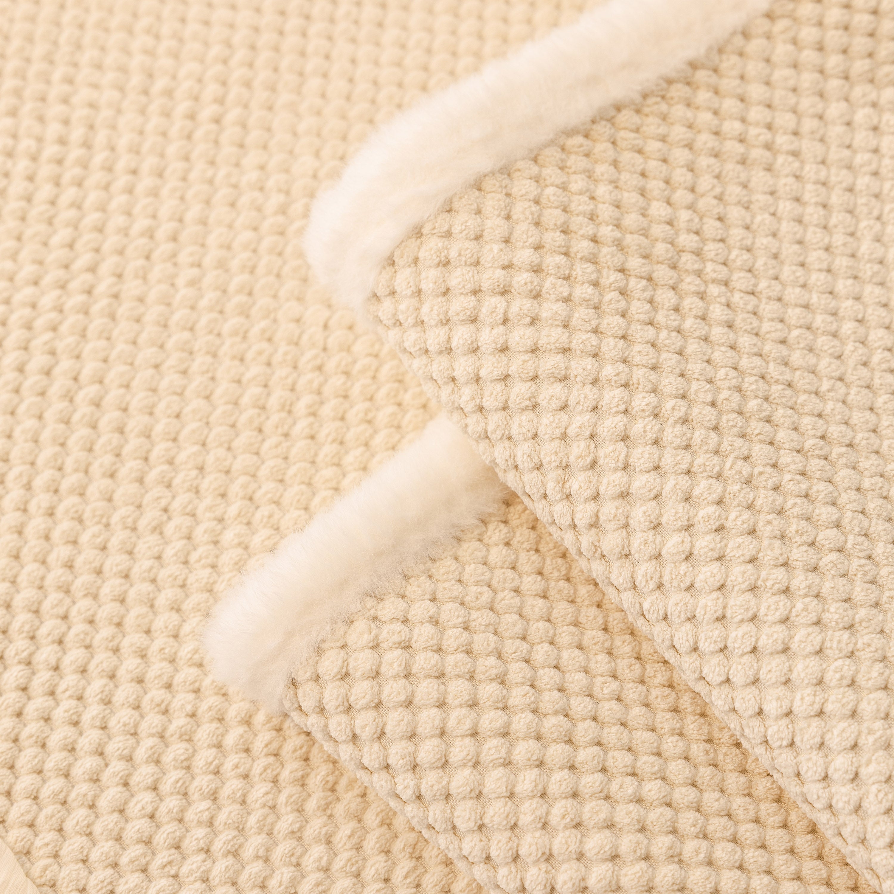 Washable Sofa Throw Pad, Non-Slip Sofa Mat Cozy Couch Slipcover with Soft Furry Trim