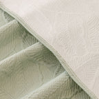 Durable Cooling Couch Cover for Dogs Textured Chic Leaf Summer Throw Cover Blanket