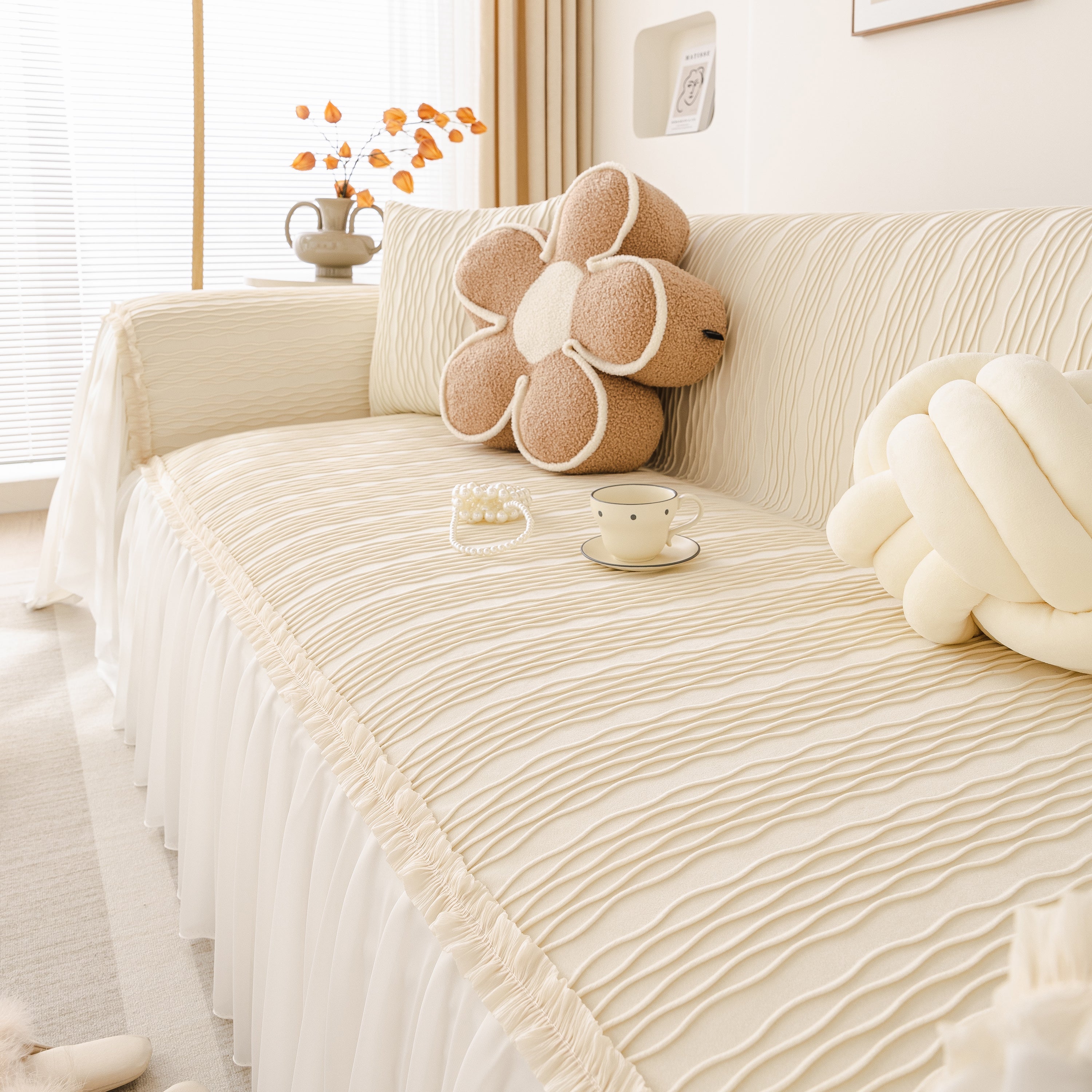 Soft Warm Flannel Couch Cover Throw Blanket with French Flounce, Beautiful Furniture Throws for Sofas