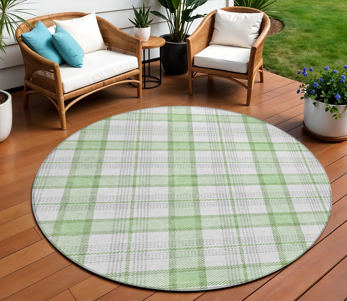 8' Mint Green And Beige Round Plaid Washable Indoor Outdoor Area Rug