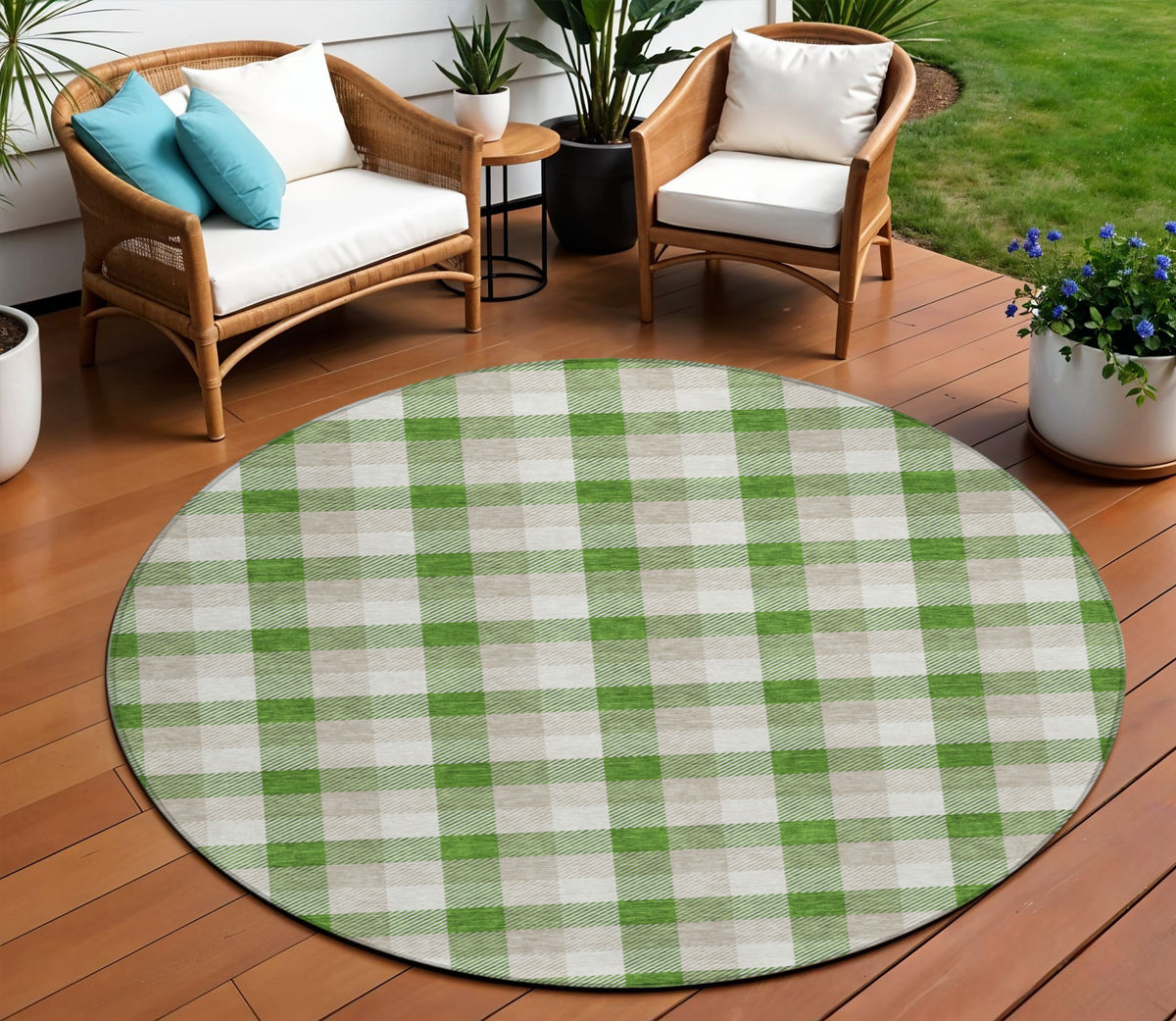 8' Emerald And Gray Round Plaid Washable Indoor Outdoor Area Rug