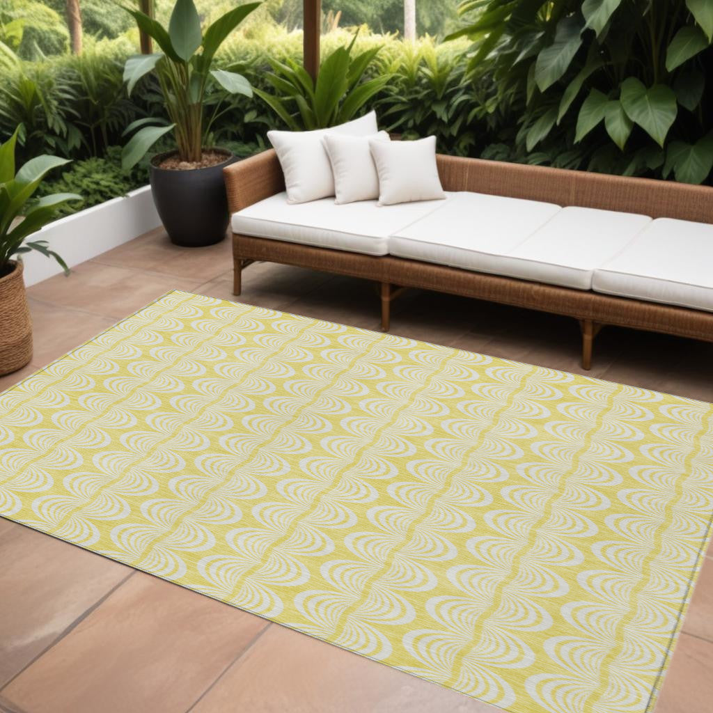 9' X 12' Yellow And Beige Ogee Washable Indoor Outdoor Area Rug