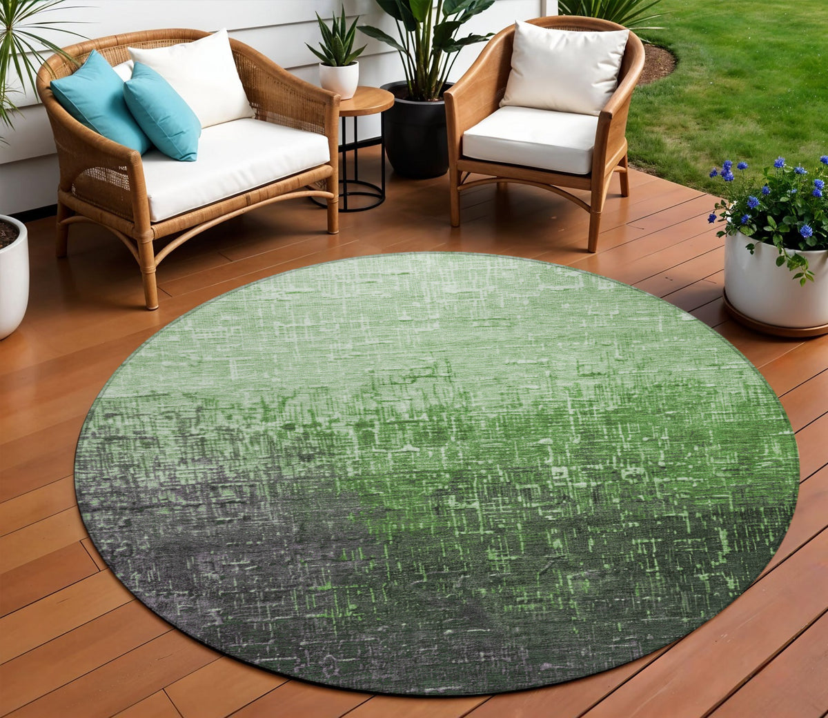 8' Green And Dark Gray Round Ombre Washable Indoor Outdoor Area Rug