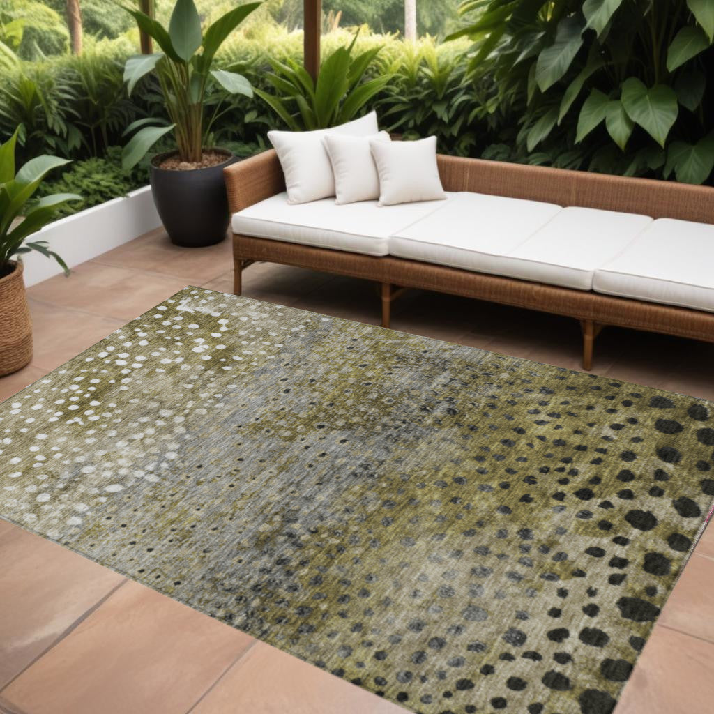 5' X 8' Brown Gray And Ivory Abstract Washable Indoor Outdoor Area Rug