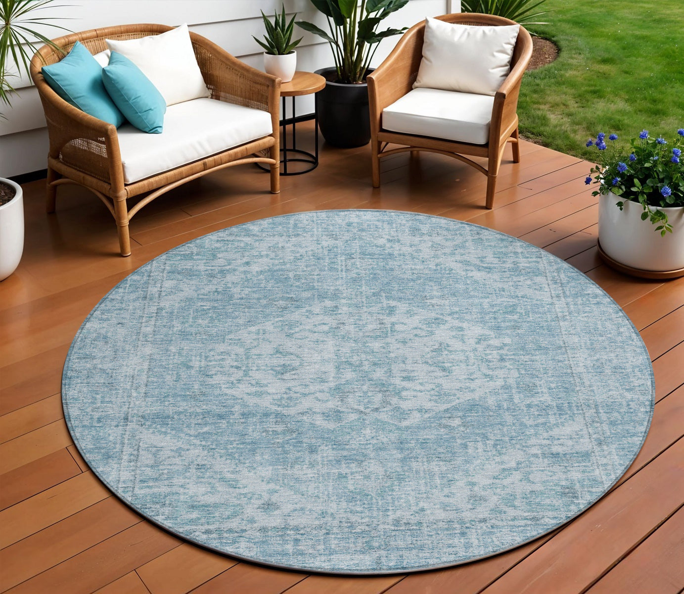 8' Sky Blue And Ivory Round Oriental Washable Indoor Outdoor Area Rug