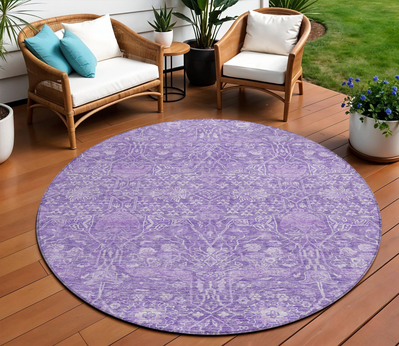 8' Plum And Lavender Round Floral Washable Indoor Outdoor Area Rug