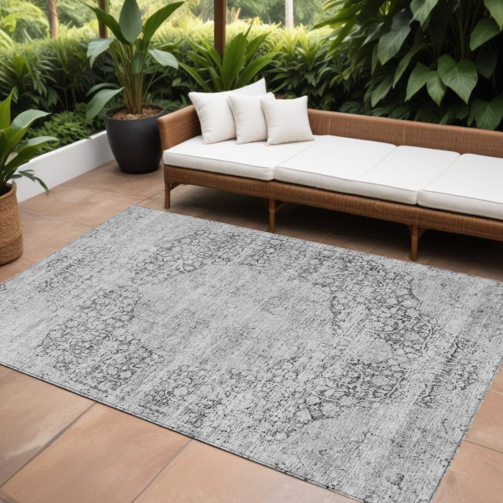 9' X 12' Gray And Ivory Oriental Washable Indoor Outdoor Area Rug
