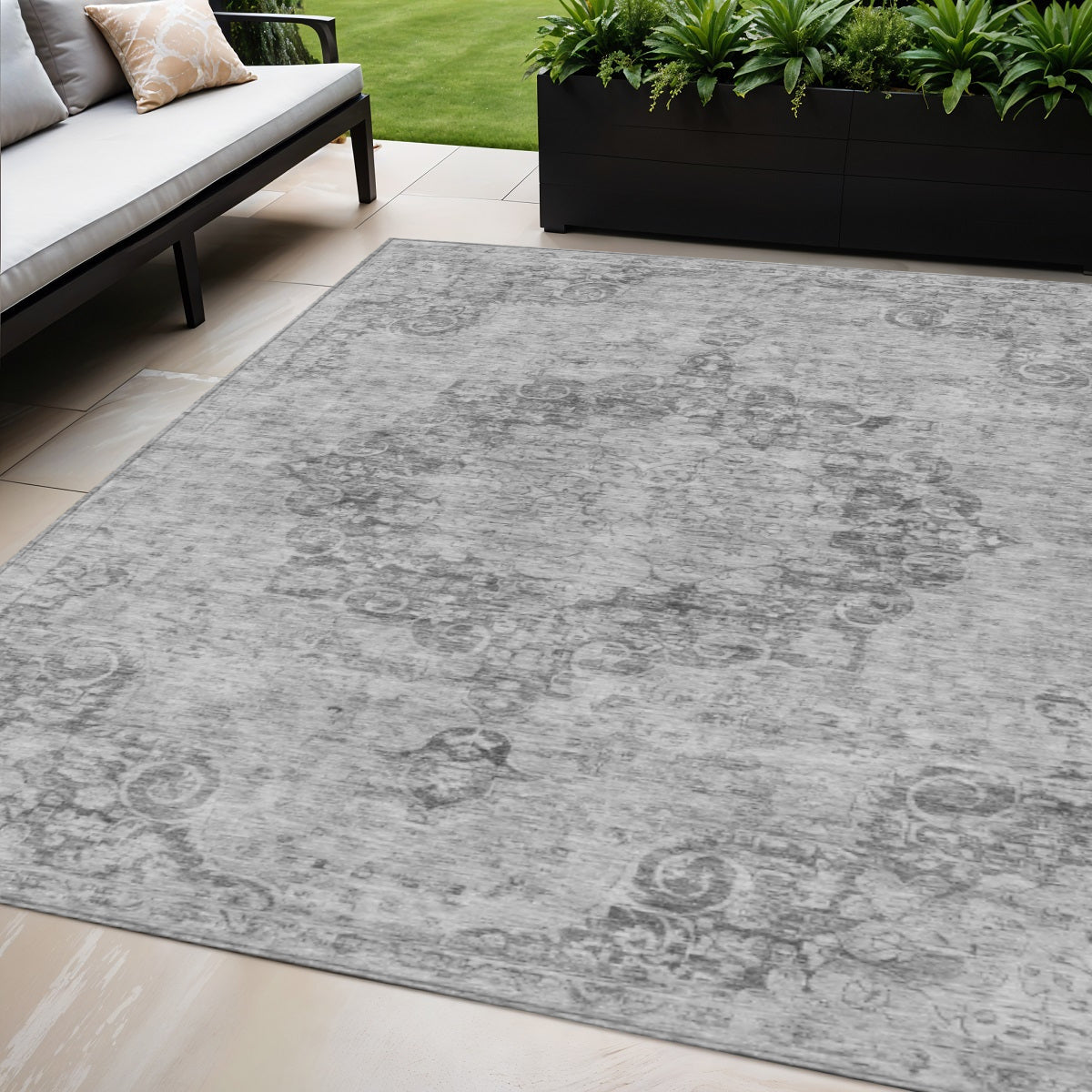 5 X 8 Silver Floral Medallion Washable Indoor Outdoor Area Rug