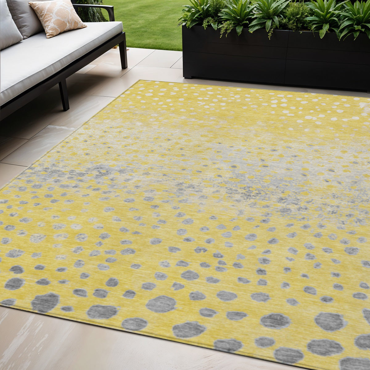 5 X 8 Yellow And Gold Abstract Washable Indoor Outdoor Area Rug
