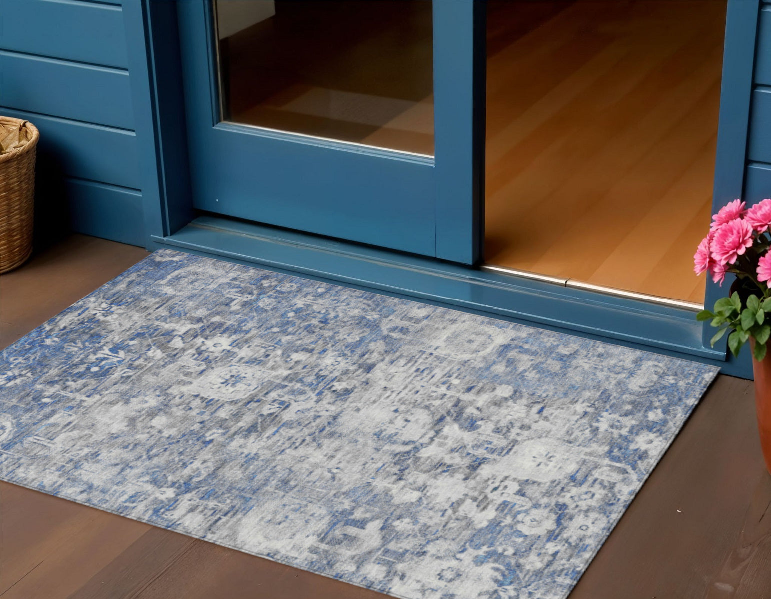 3 X 5 Blue And Denim Blue Floral Washable Indoor Outdoor Area Rug