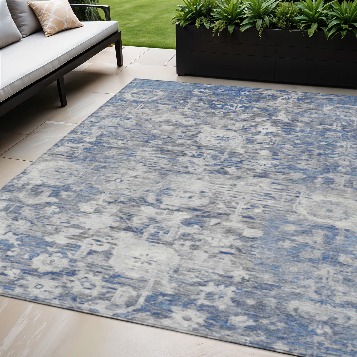 5 X 8 Blue And Denim Blue Floral Washable Indoor Outdoor Area Rug