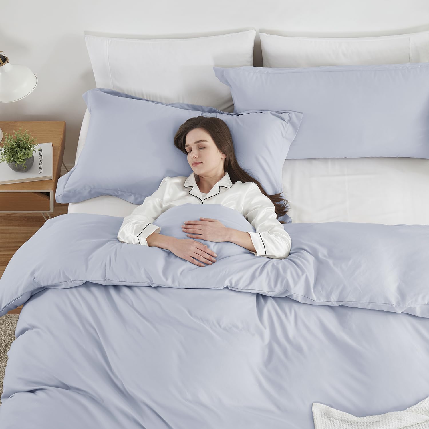 Hearth & Harbor Ice Blue Duvet Cover Queen Size - 3 Piece Queen Duvet Cover Set, Soft Double Brushed Queen Size Duvet Covers Wit