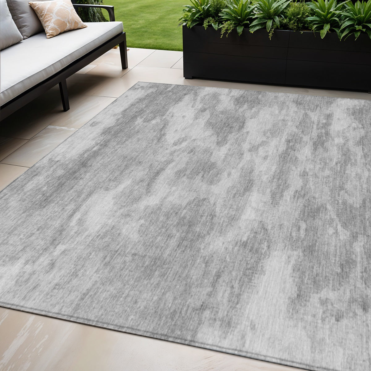 5 X 8 Silver And Gray Abstract Washable Indoor Outdoor Area Rug