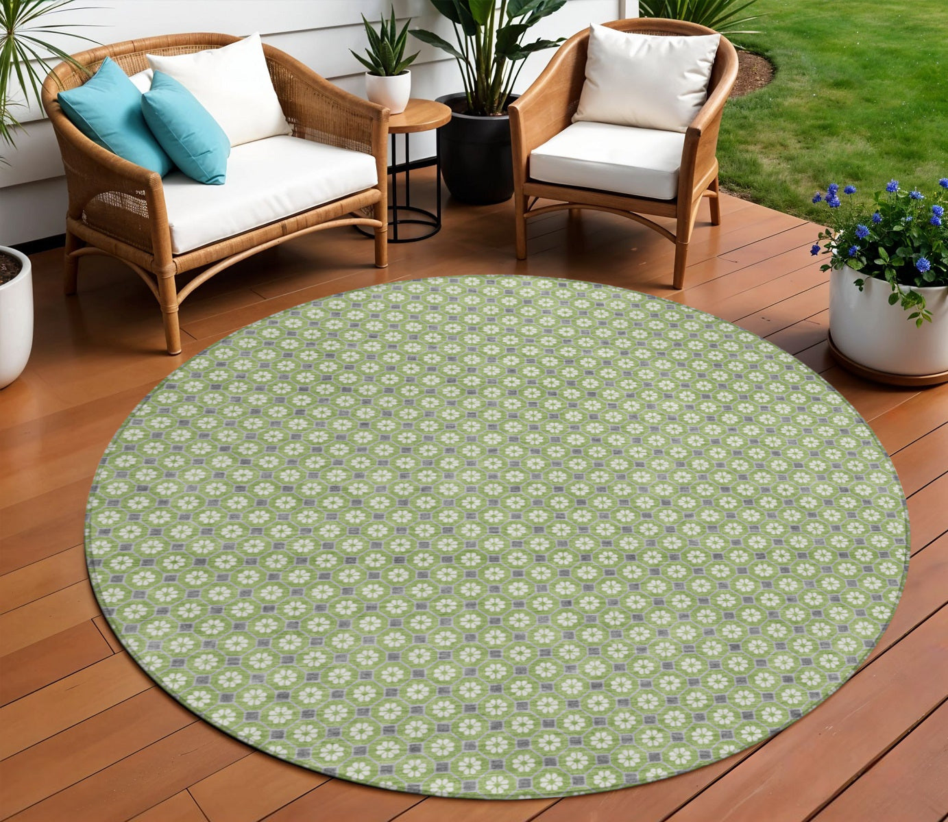 8 Green And Gray Round Floral Washable Indoor Outdoor Area Rug