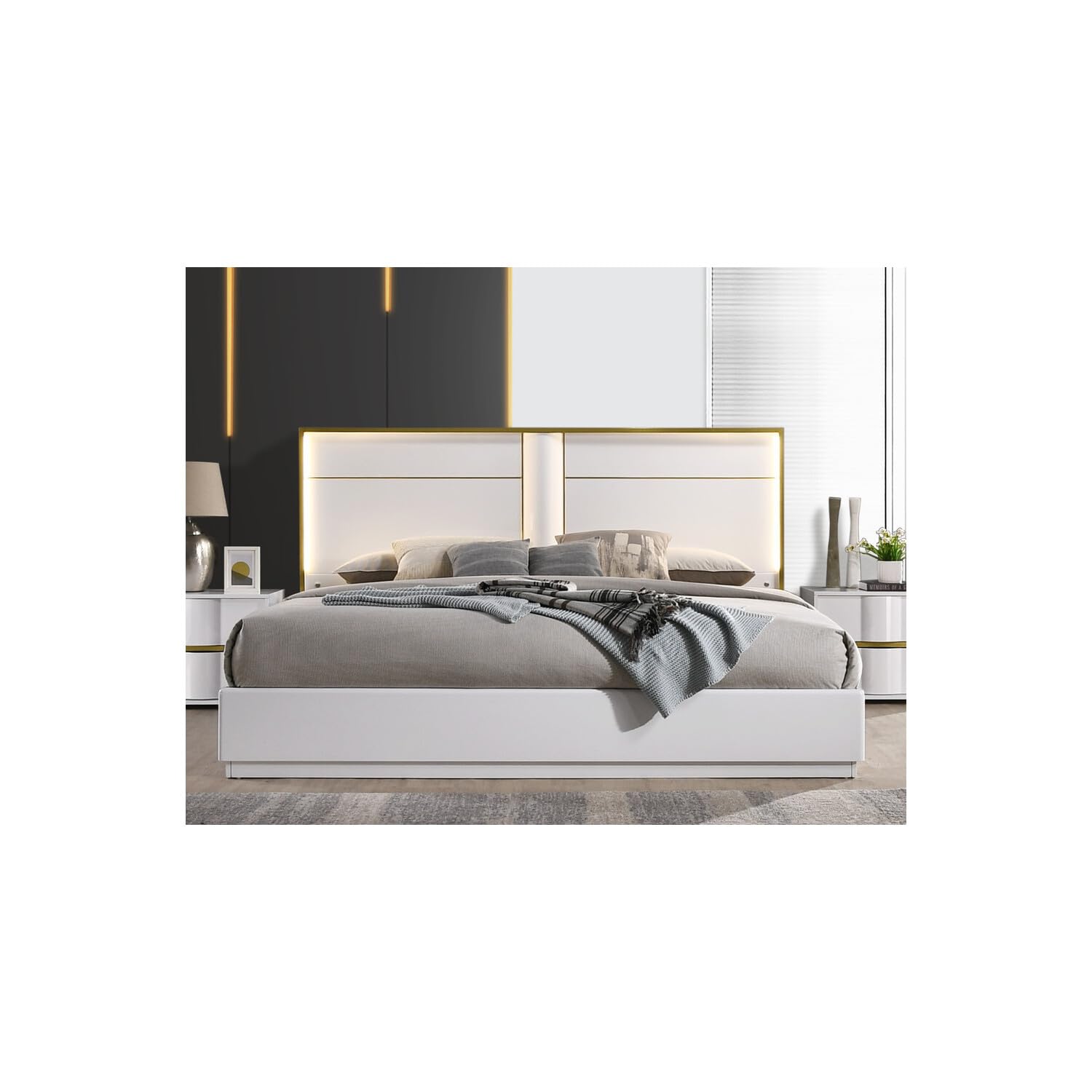 Best Master Furniture Havana Platform White With Gold Trimming Bed, Queen