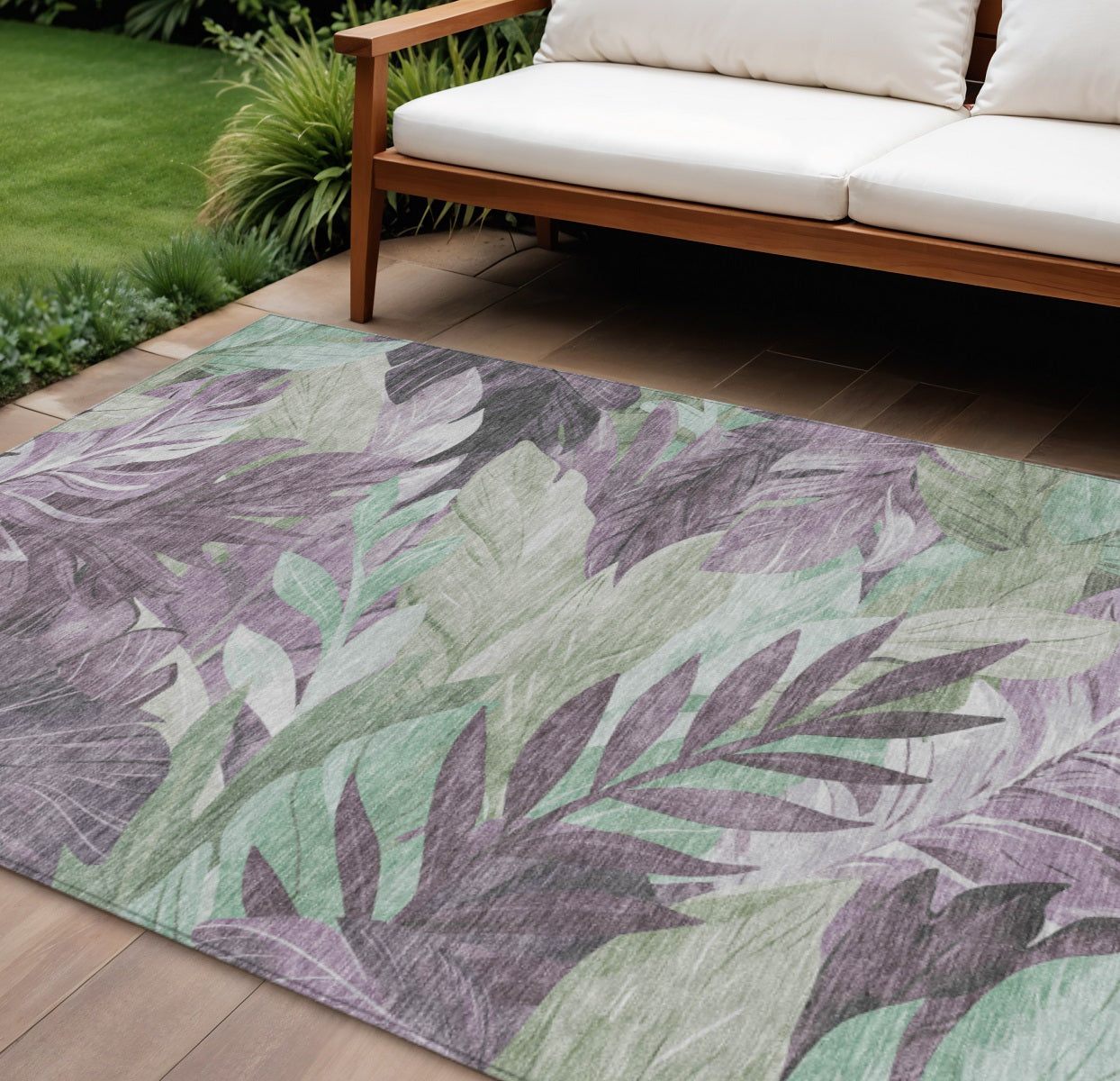 10 X 14 Lavender And Lilac Floral Washable Indoor Outdoor Area Rug