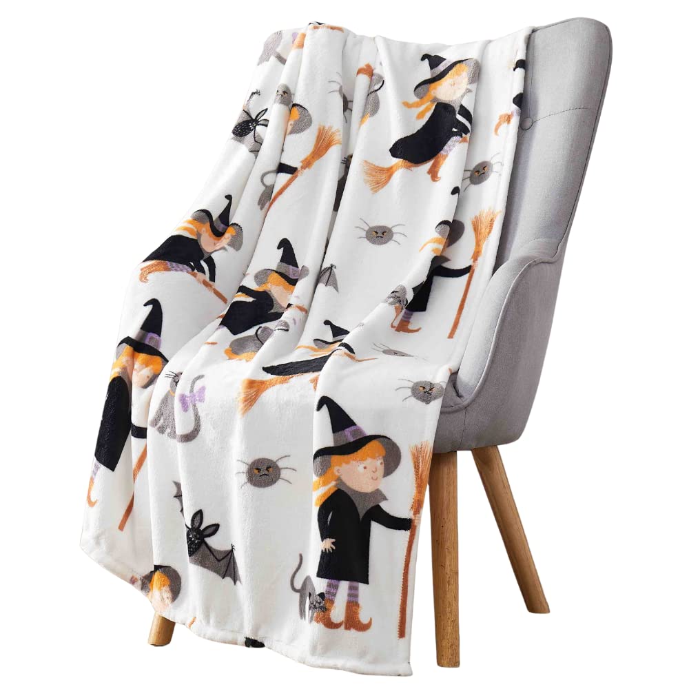 Halloween Throw Blanket: Cute Girl Witch with Faithful Cat Surrounded by Spiders and Bats Print on Fuzzy Soft Velvet Fleece Thro