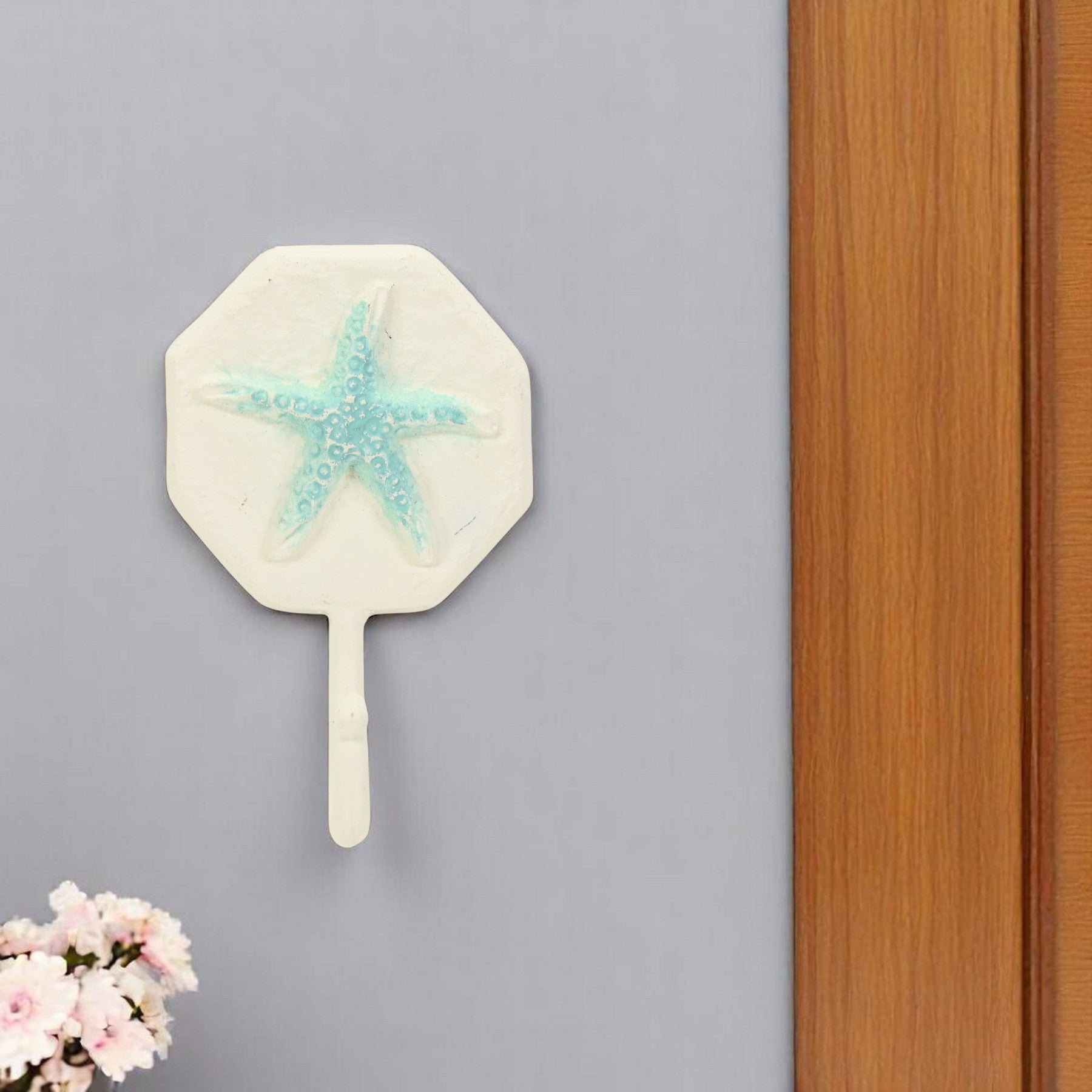 4 Aqua And Cream Cast Iron Starfish Wall Hook