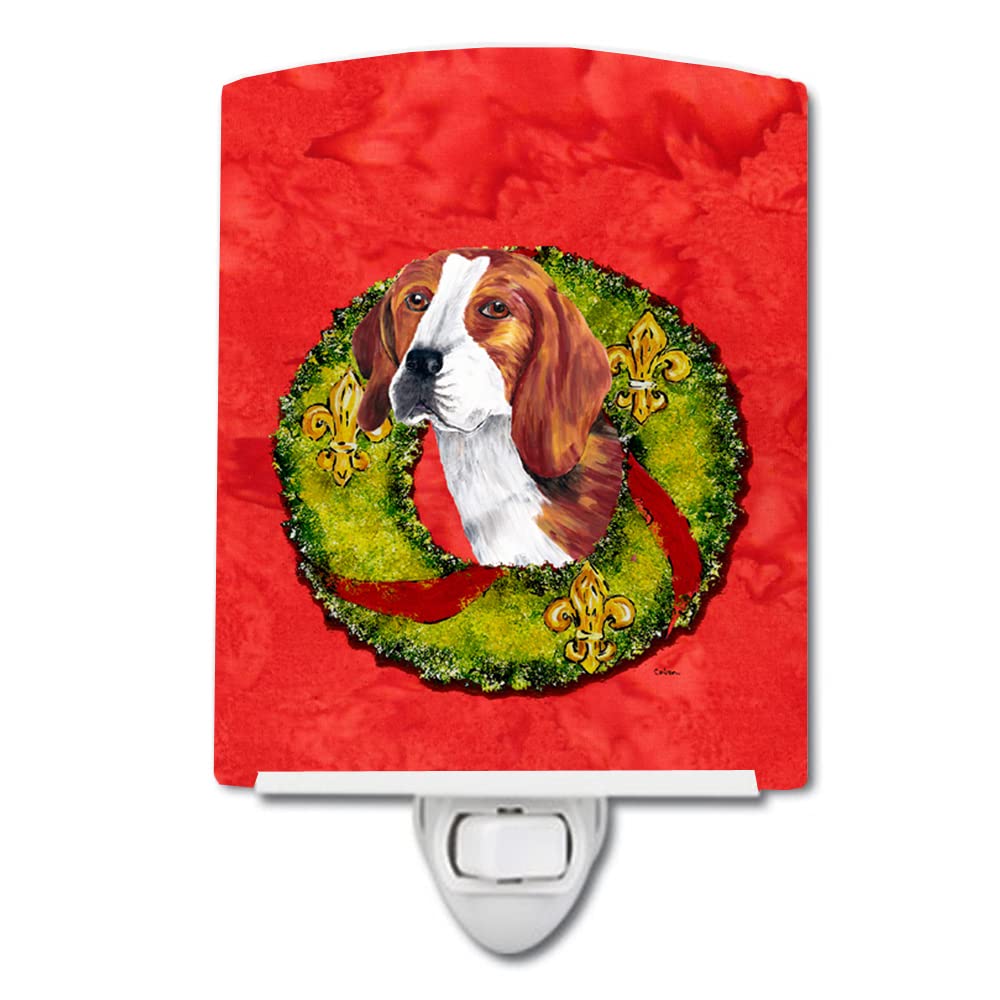 Caroline's Treasures SC9101CNL Beagle Christmas Wreath Ceramic Night Light Compact, UL-Certified, Ideal for Bedroom, Bathroom, N