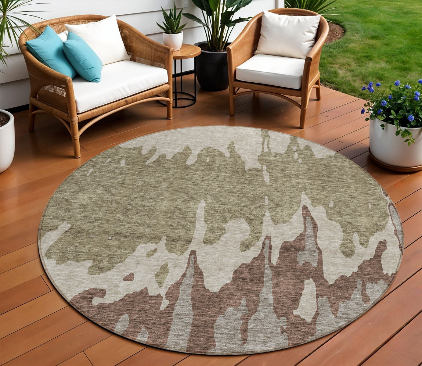 8 Beige And Taupe Round Abstract Washable Indoor Outdoor Area Rug