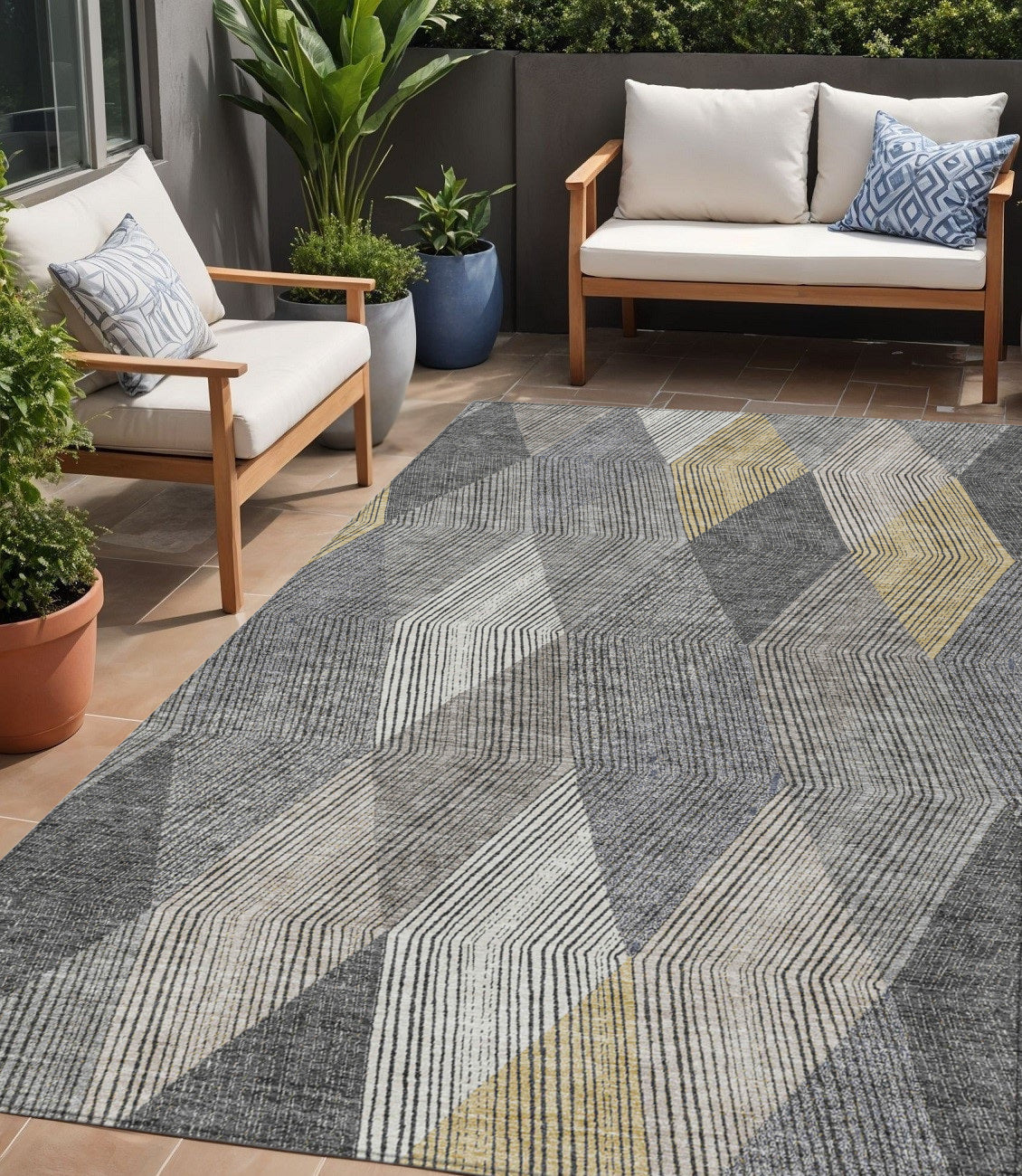 5 X 8 Pewter Gray And Gold Argyle Washable Indoor Outdoor Area Rug