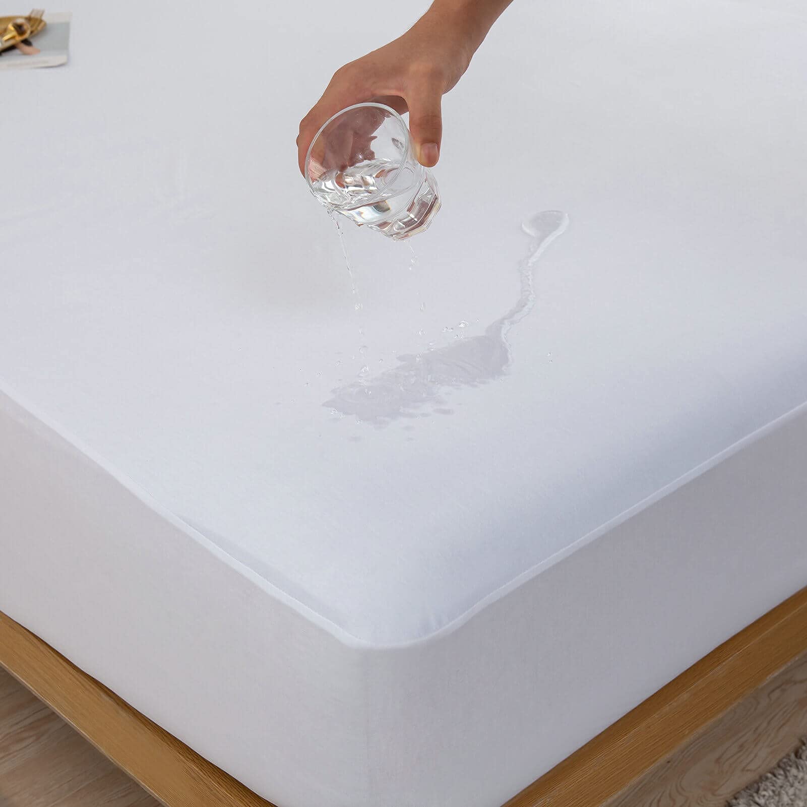Kingnex Full Size Mattress Protector Waterproof Jersey Ultra Soft Noiseless Smooth Top Fitted Matressprotector Cover With Stretc