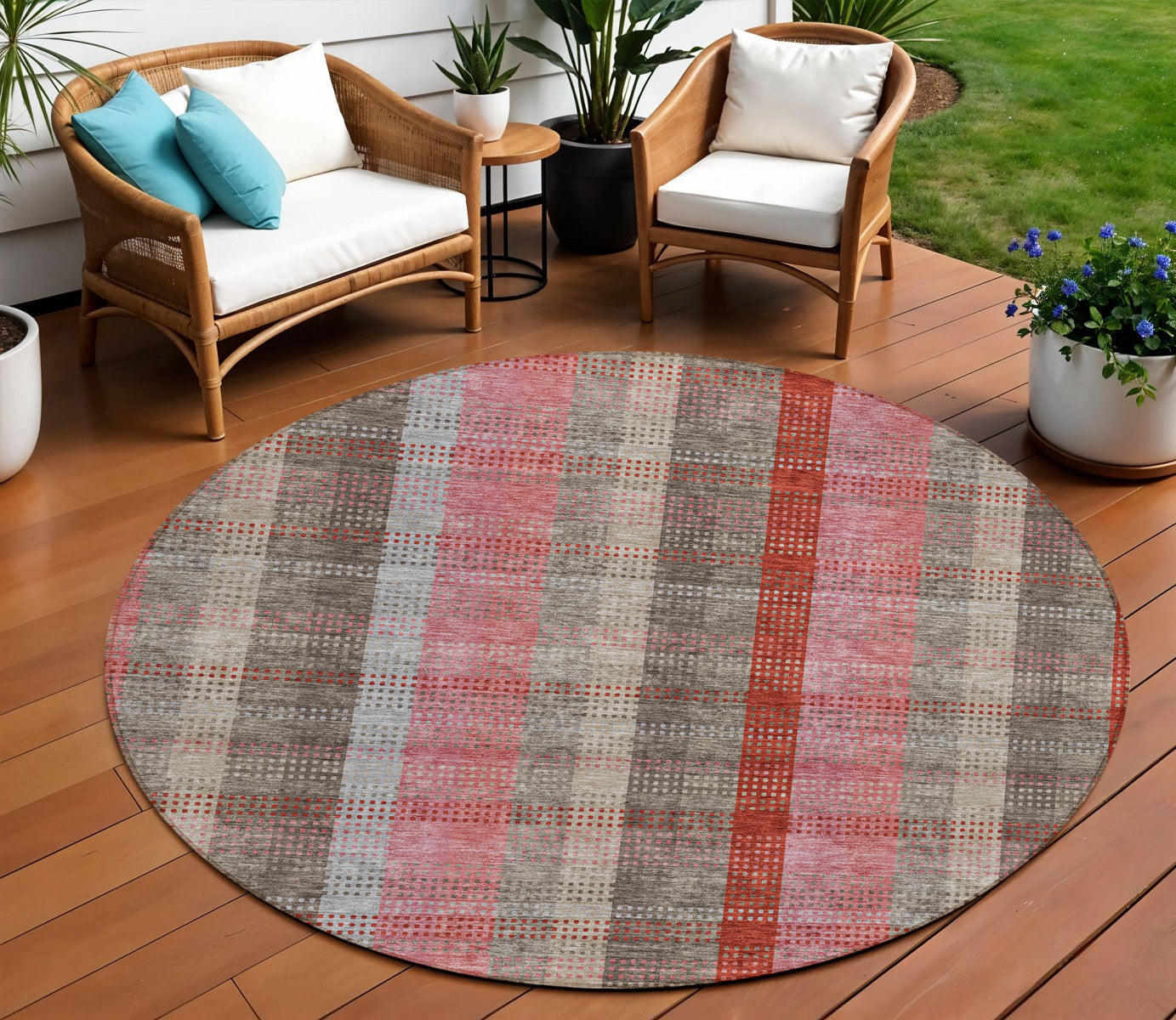 8 Red Pink And Pewter Round Plaid Washable Indoor Outdoor Area Rug