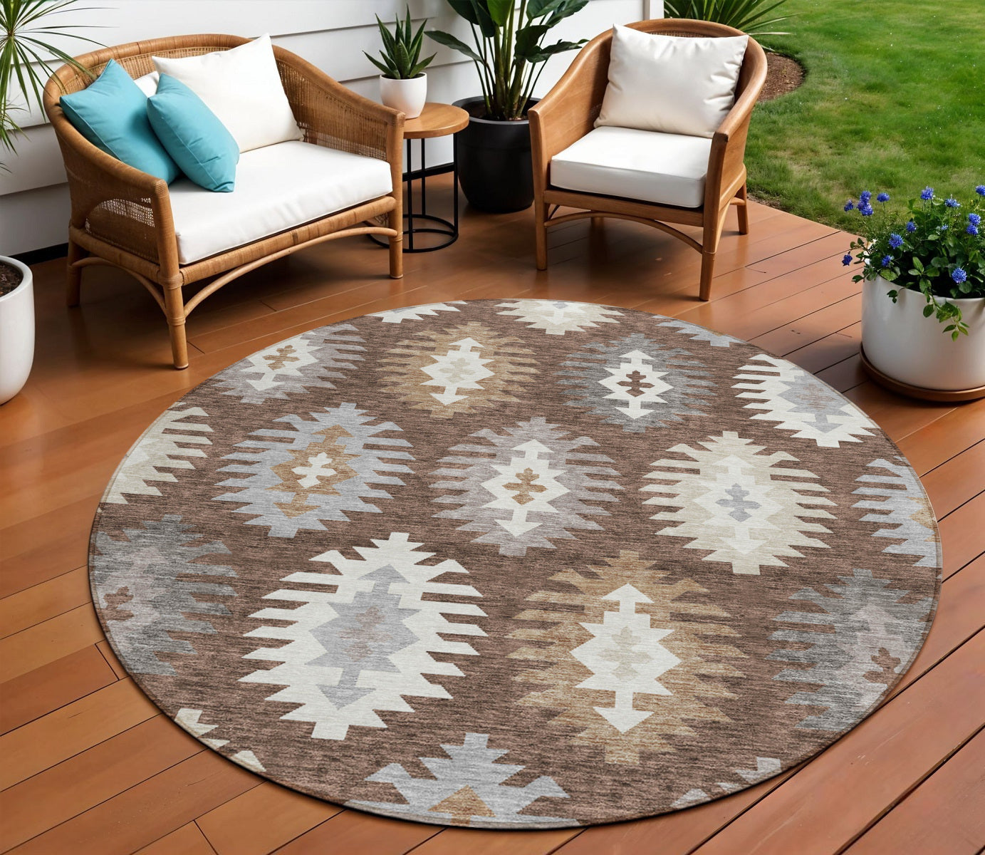 8 Brown Ivory And Taupe Round Southwestern Washable Indoor Outdoor Area Rug