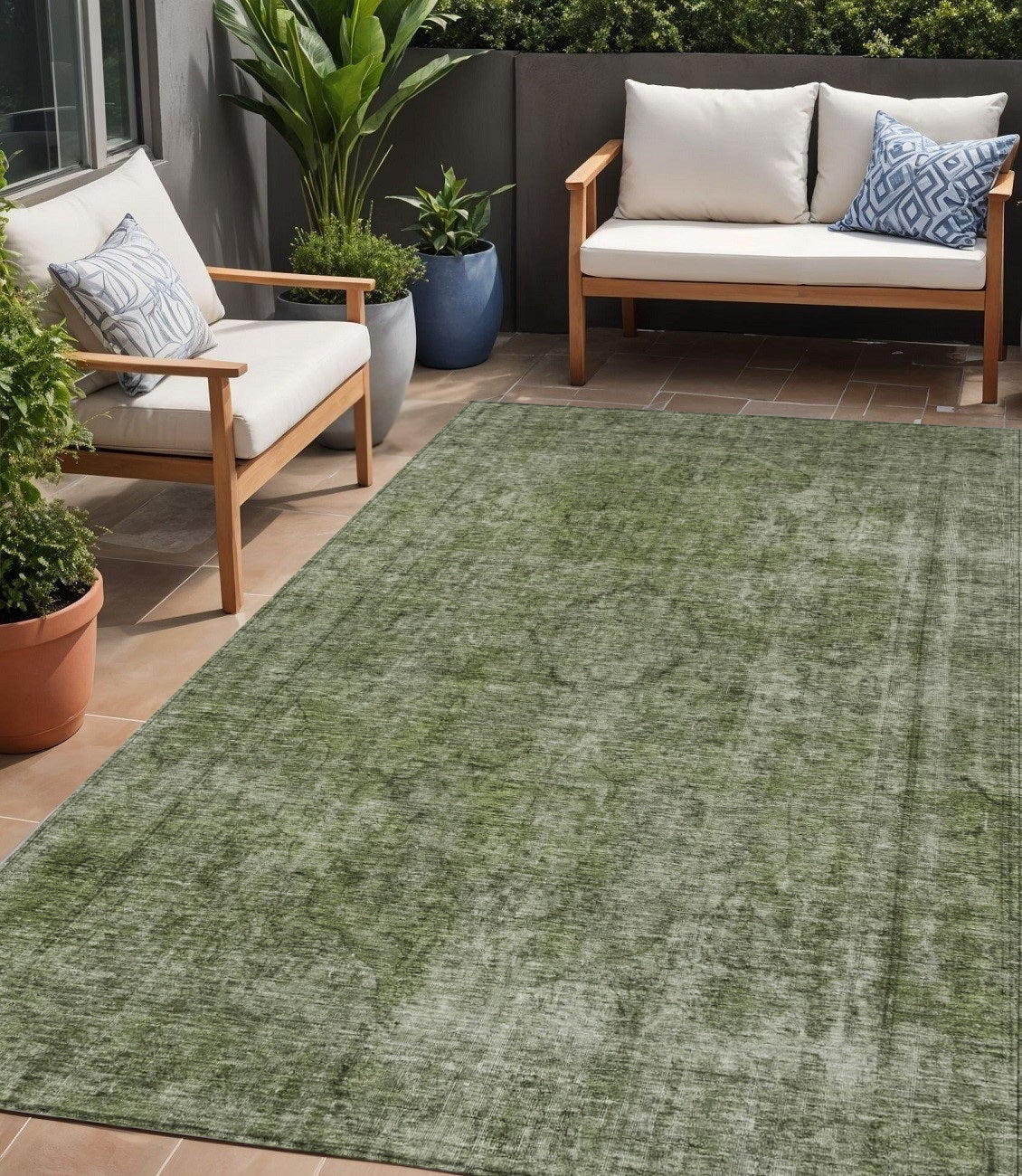 5 X 8 Green And Silver Medallion Washable Indoor Outdoor Area Rug