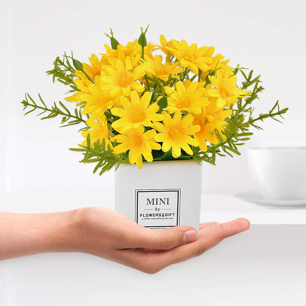 Aifusi Artificial Flowers, Daisy Flower With Vase Silky Artificial Daisies Bouquet Fake Plant Bonsai For Home Office Wedding Dec