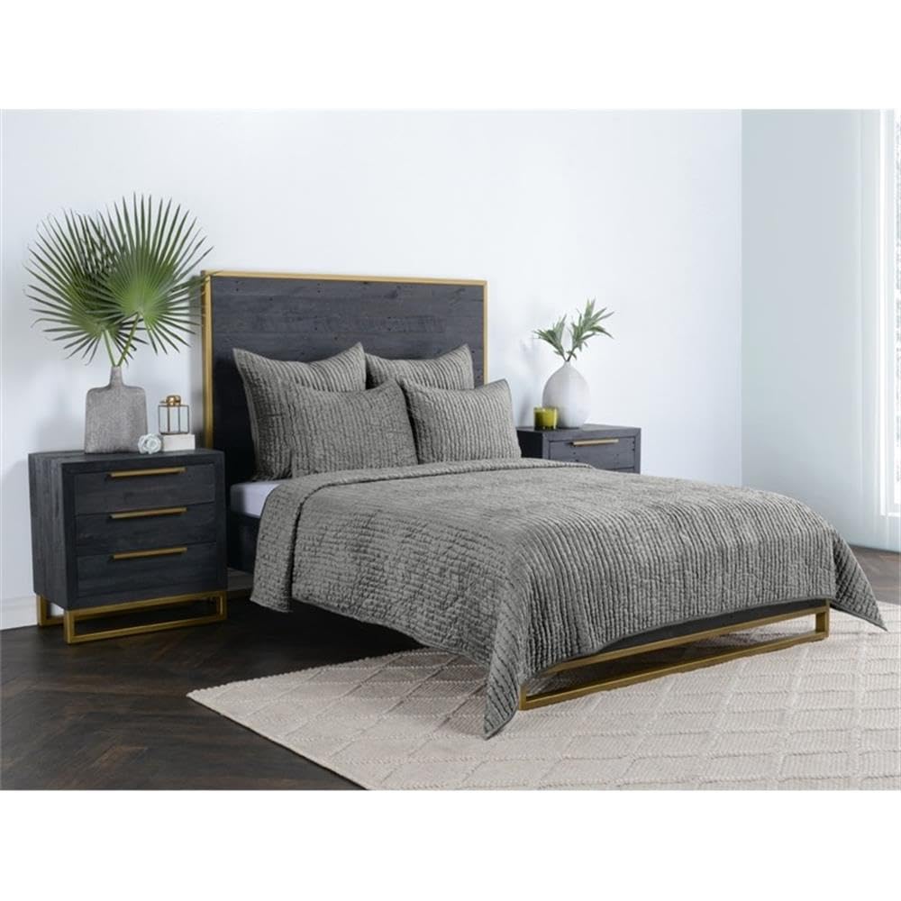Kosas Home Dimitry 92" Velvet and Solid Cotton Sateen Queen Quilt in Sage Green