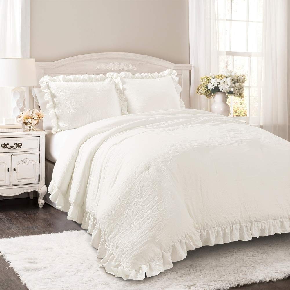 Lush Decor Reyna Ruffle Comforter Set - 2 Piece Cozy Ruffled Bedding Set - Timeless Elegance And Comfort For Dorm Room - Twin Xl