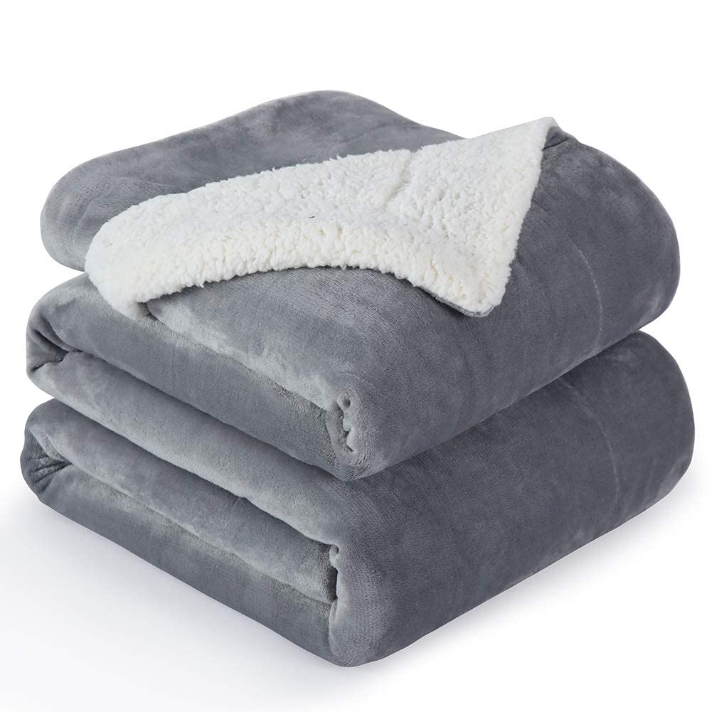 Nanpiper Flannel Blanket Reversible Sherpa Throw Blanket Super Soft Plush Warm Fleece Microfiber (90'X90',Light Gray) Queen