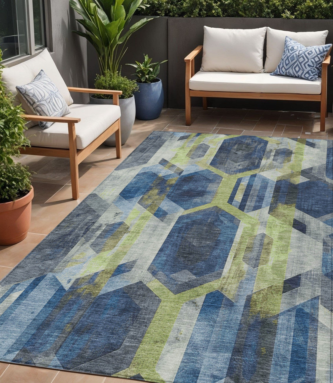 5' X 8' Navy Blue Gold And Silver Geometric Washable Indoor Outdoor Area Rug