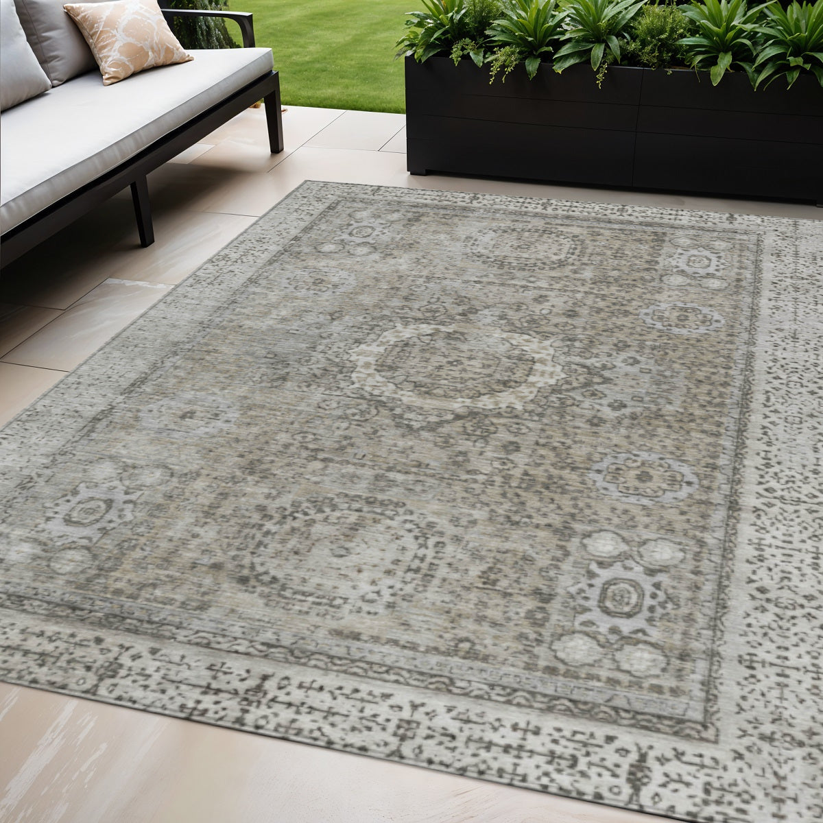 5 X 8 Pewter And Silver Floral Medallion Washable Indoor Outdoor Area Rug