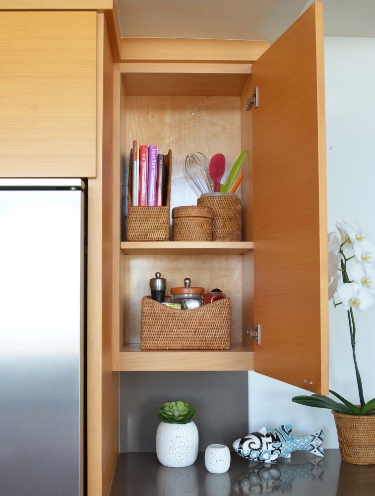 Kouboo 1060081 La Jolla Rattan Magazine File, Honey-Brown